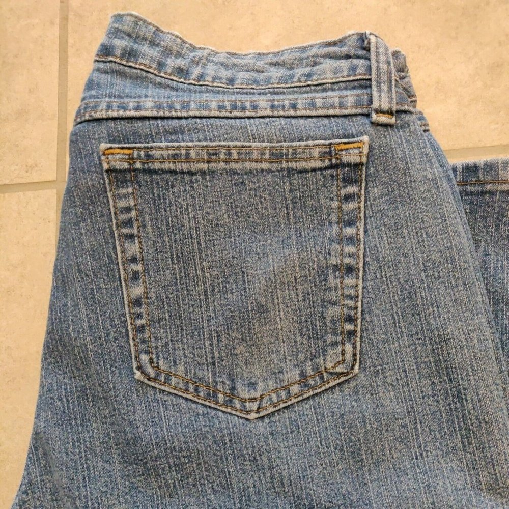 Riders by Lee women's 10M jeans light wash straight leg zip up instant slimming